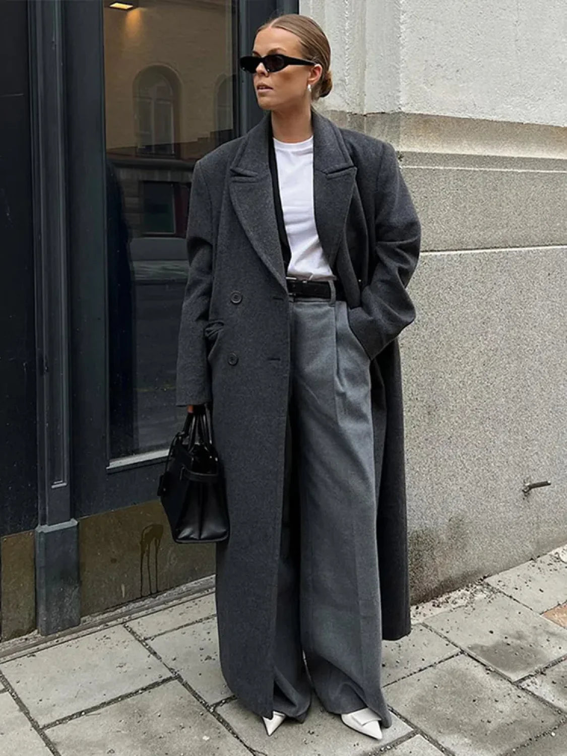 Elegant Women’s Woolen Overcoat Double Breasted Overcoats Main image