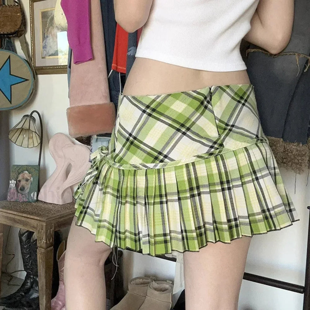 Emerald Plaid Button Harajuku Skirt