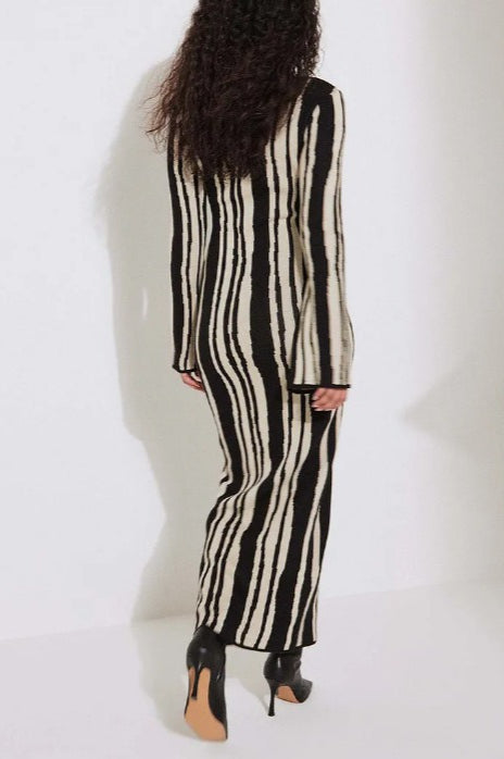 Striped Contrast Slim Knit Sweater Dress Secondary image