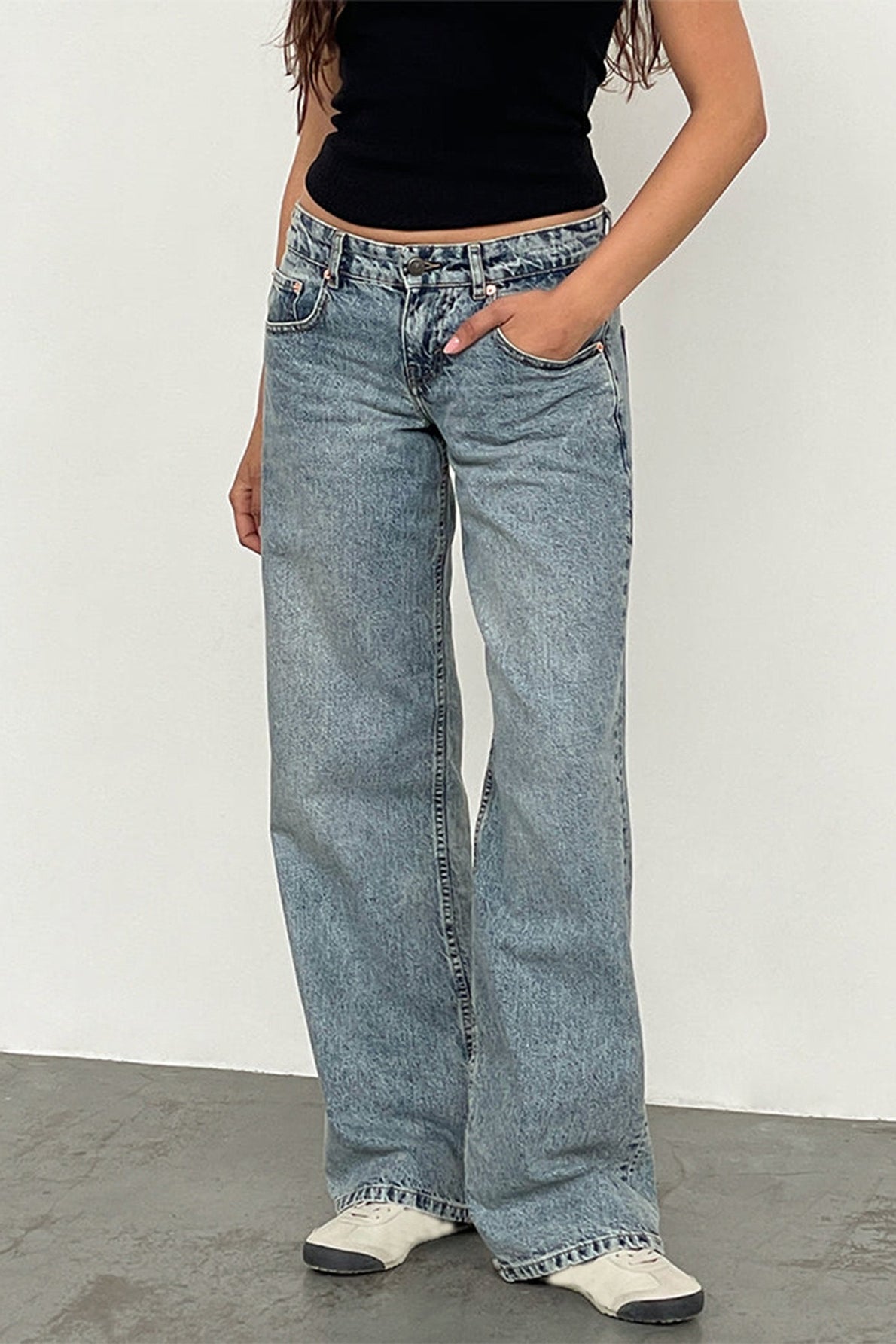 Low Rise Classic Relaxed Straight Leg Jeans