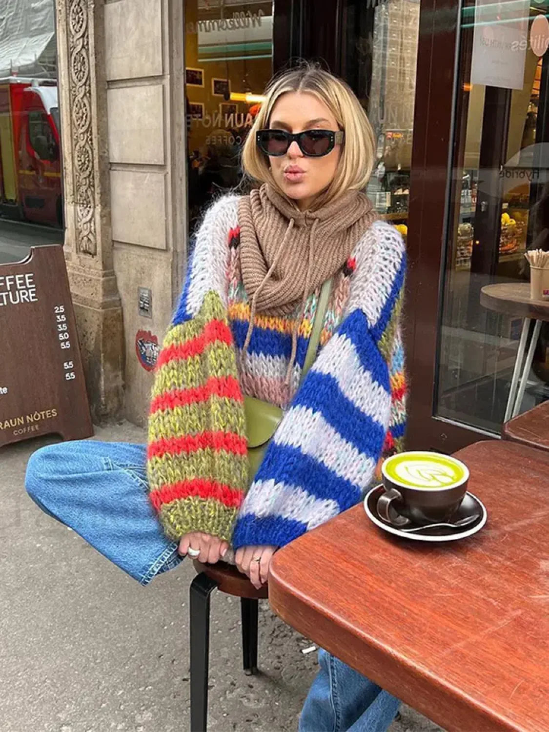 Fashion Contrasting O Neck Hollow Out Knitted Pullover Women Long Sleeve Loose Sweater Secondary image