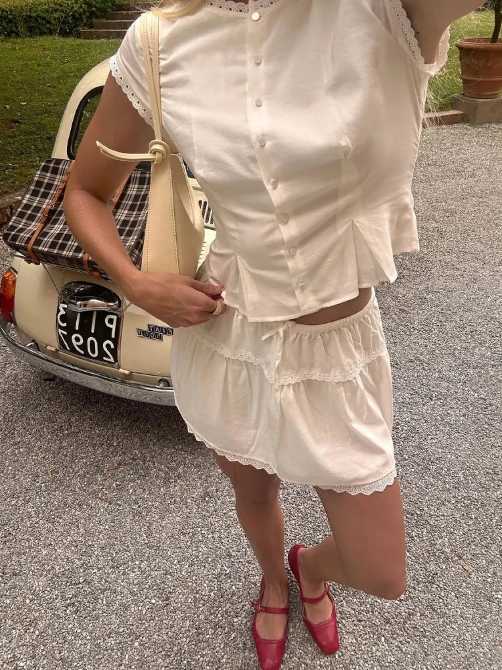 Fashion Lace O Neck Pleated Skirt Two Piece Set white top / S