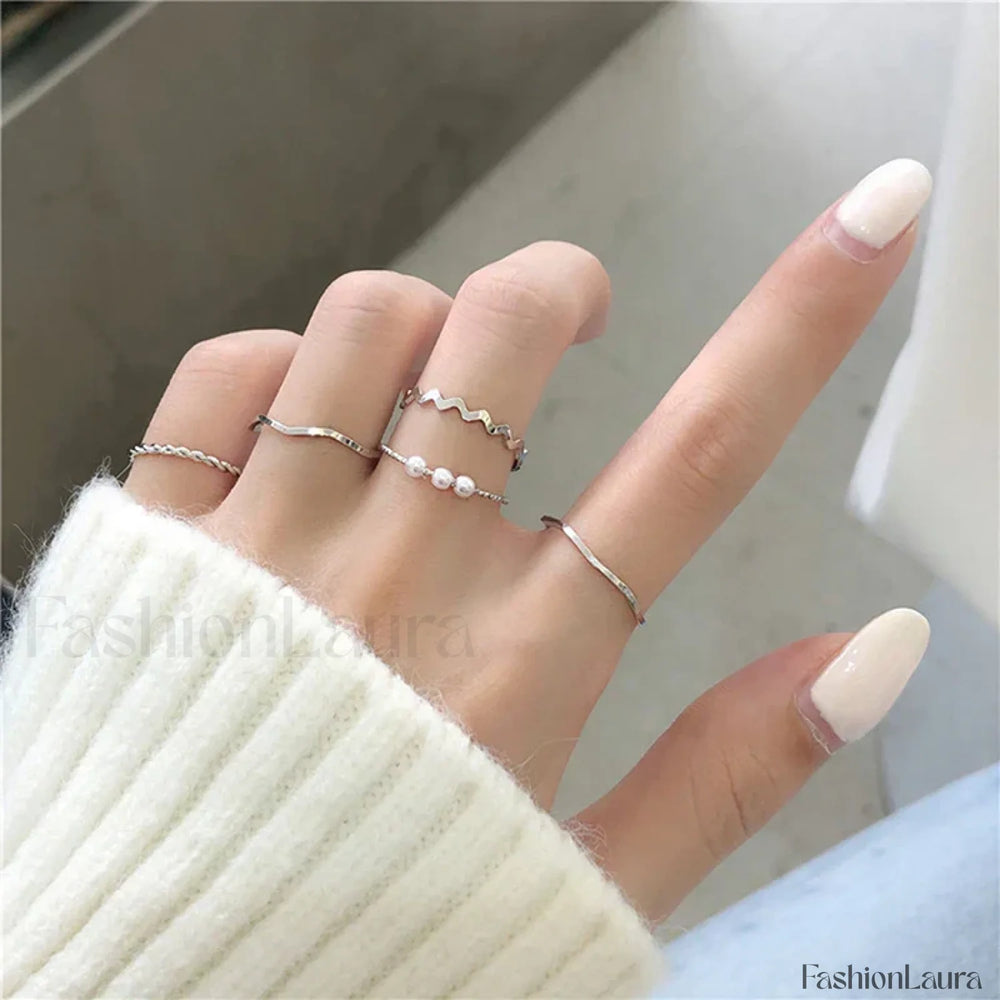 Fashion Metal Hollow Round Opening Women Finger Party Gifts Ring
