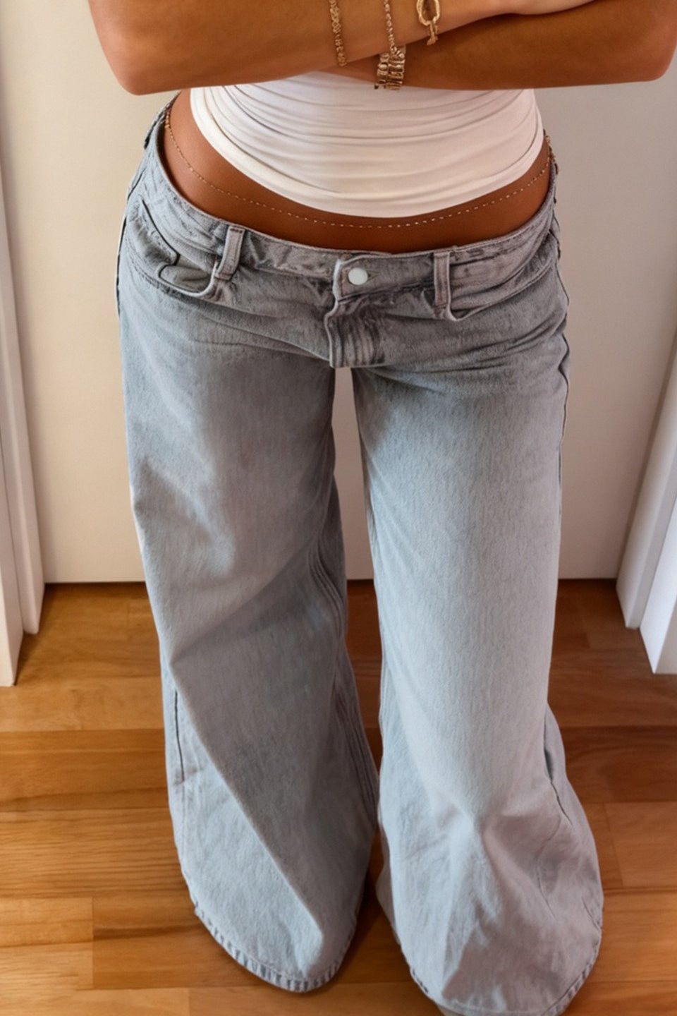 Low Rise Light Wash Wide Leg Jeans Main image