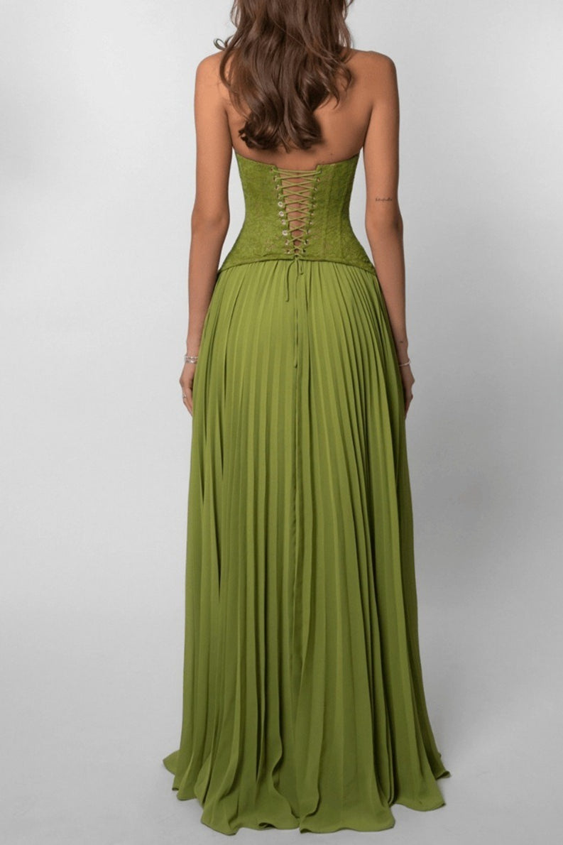 Low Cut Halter Bodycon Vacation Dress Secondary image