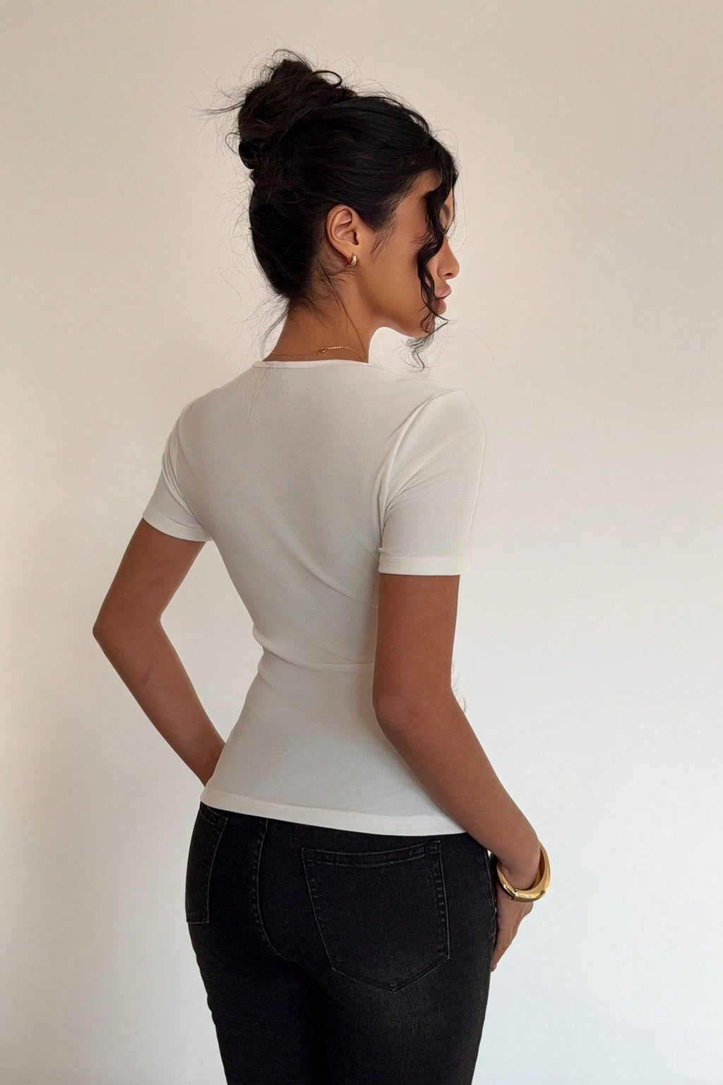 Solid Minimalist Bodycon Short Sleeve Tee