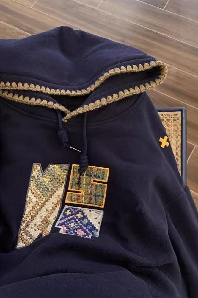 Crochet Trim Graphic Pullover Fleece Hoodie