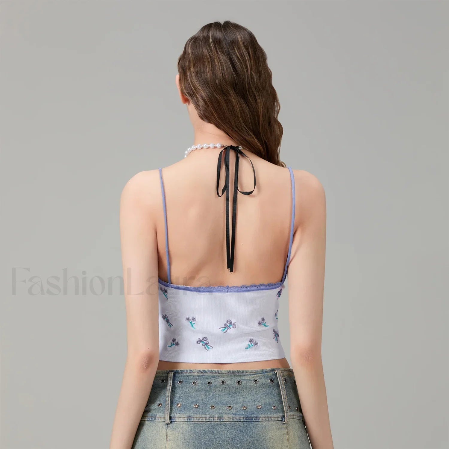 Fitted Lace Trim Crop Top Secondary image