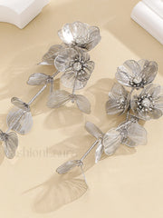 Floral Decor Graceful Fringed Earrings White / One Size Earrings