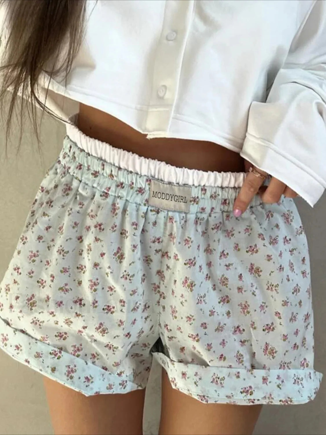 Floral Patchwork Holiday Shorts Short Secondary image