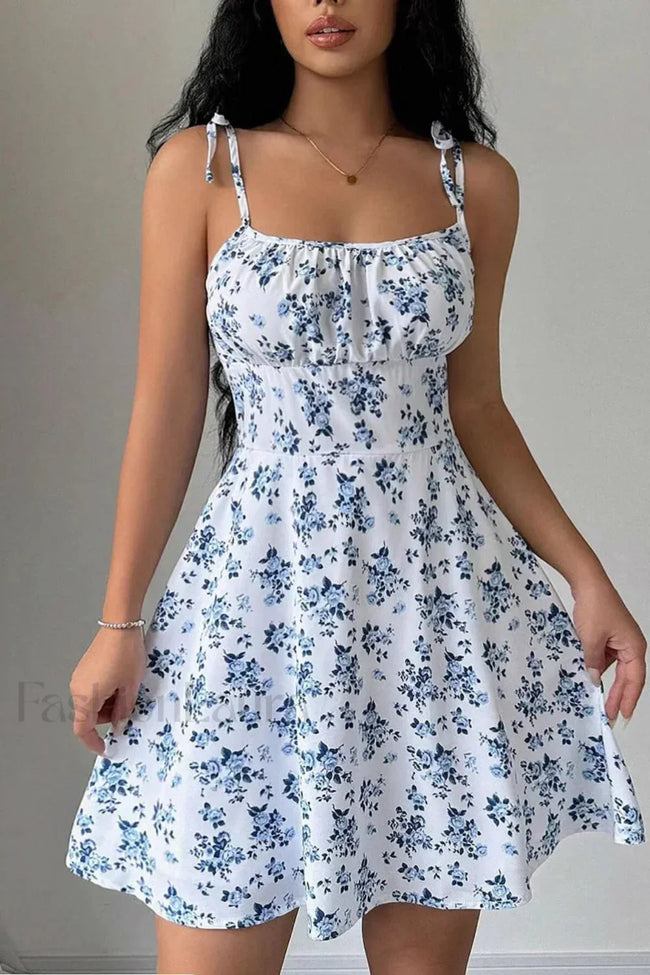 Floral Strappy Square Collar Gentle Wind Floral Dress Blue on white / S Main image