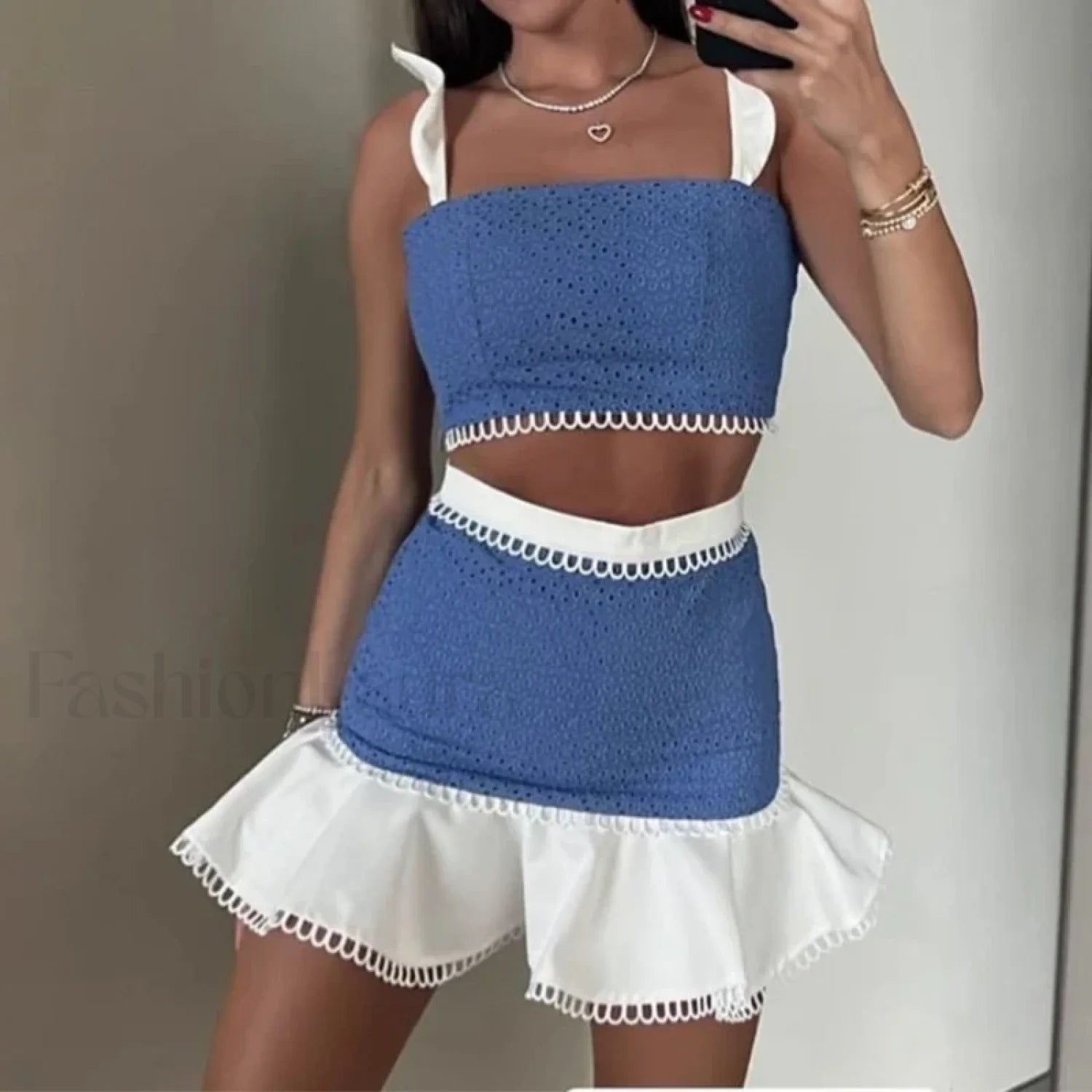 Flying Sleeve Crop Skirt Two Piece Set Secondary image