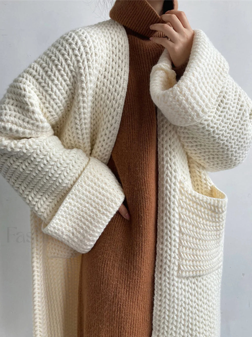 Free Your Graceful Mind Long Cardigan Off White / S Sweaters L