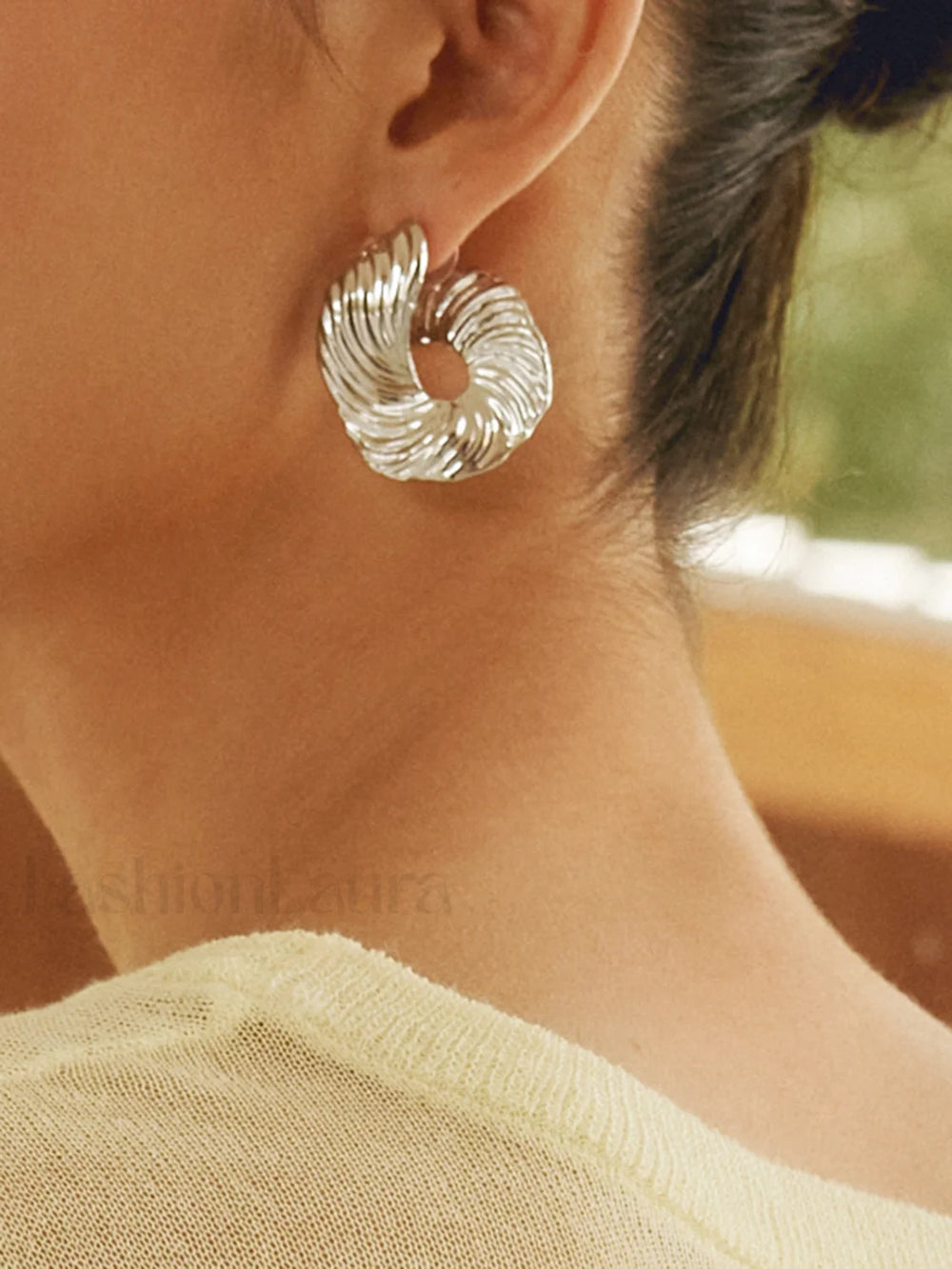 Geometric Irregular Graceful Texture Stud Earrings Earrings