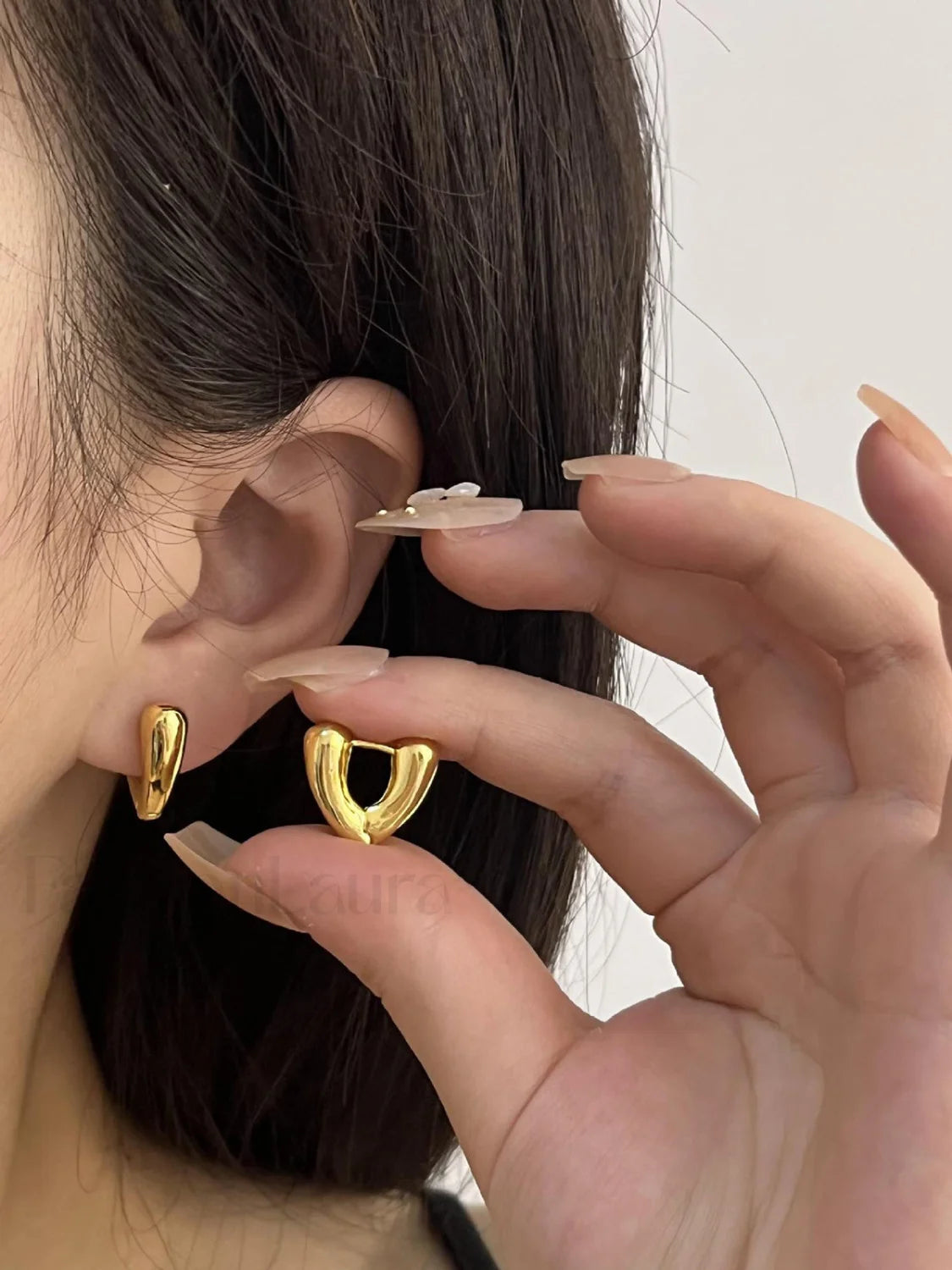 Heart Charming Decor Earrings Gold / One Size Earrings