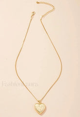 Heart shaped Pendant Necklace Golden / One Size Necklaces