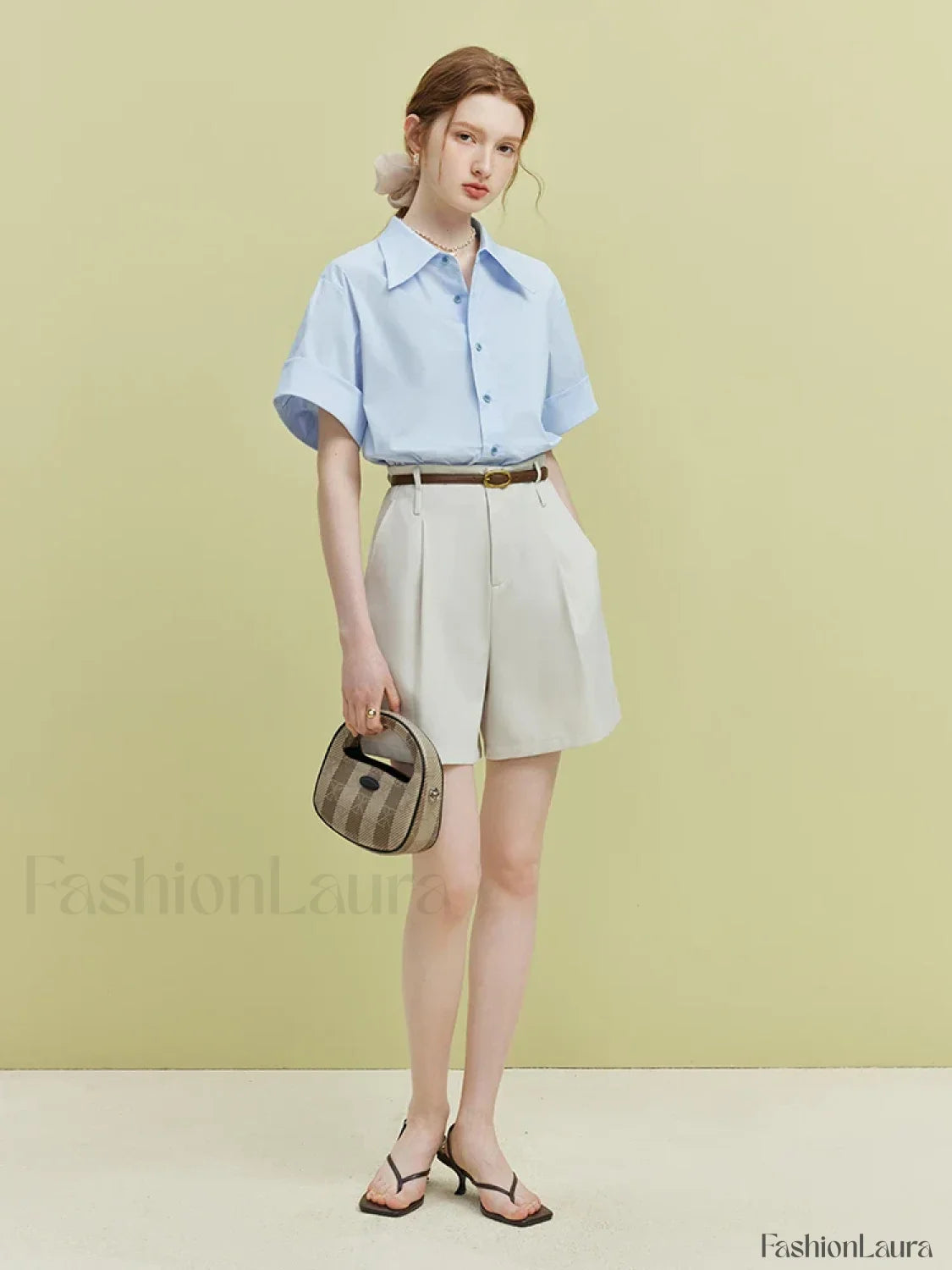 High Waist Pleated Design Twill Office Lady Solid Short APRICOT / S