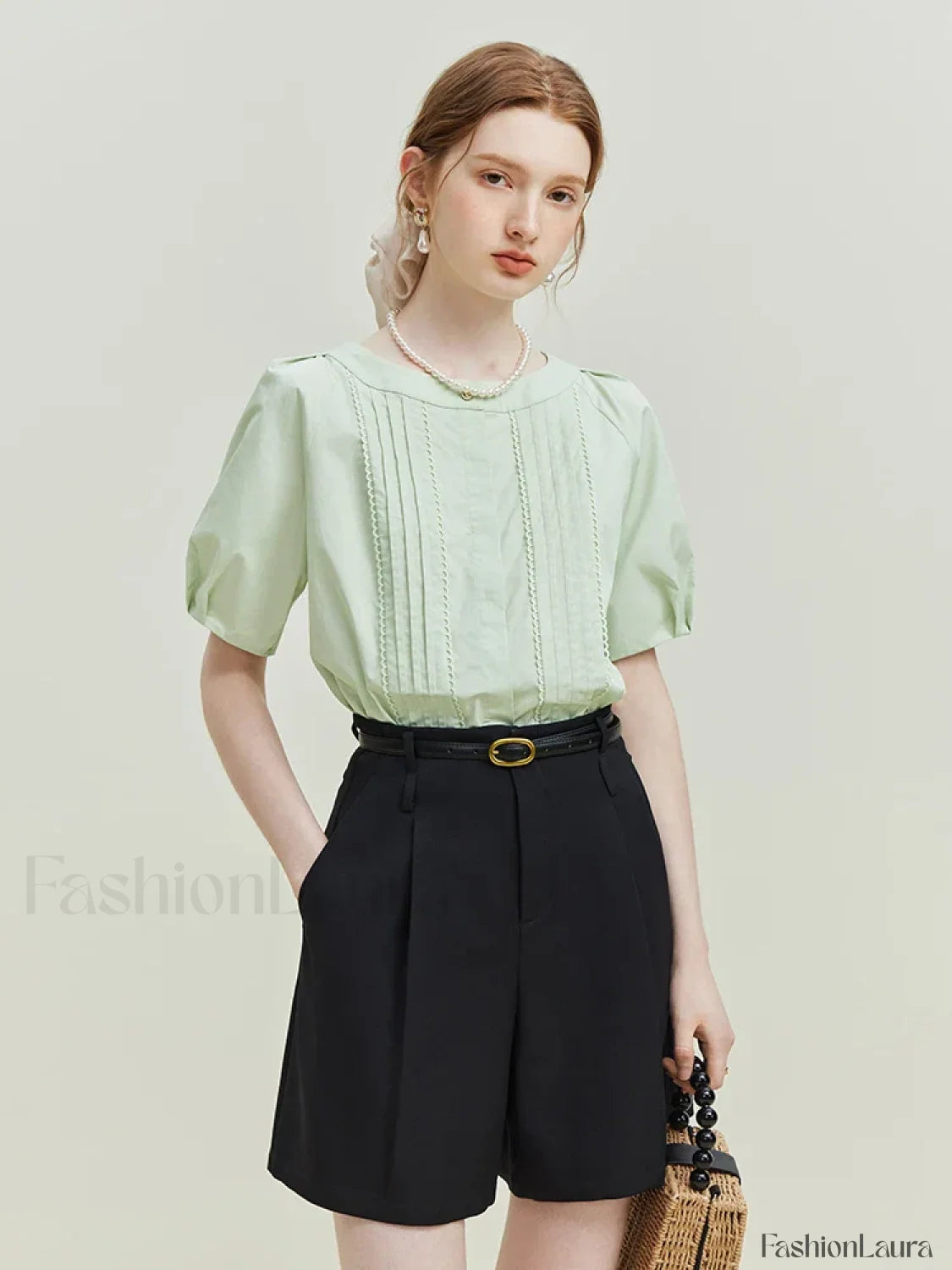 High Waist Pleated Design Twill Office Lady Solid Short Black / S