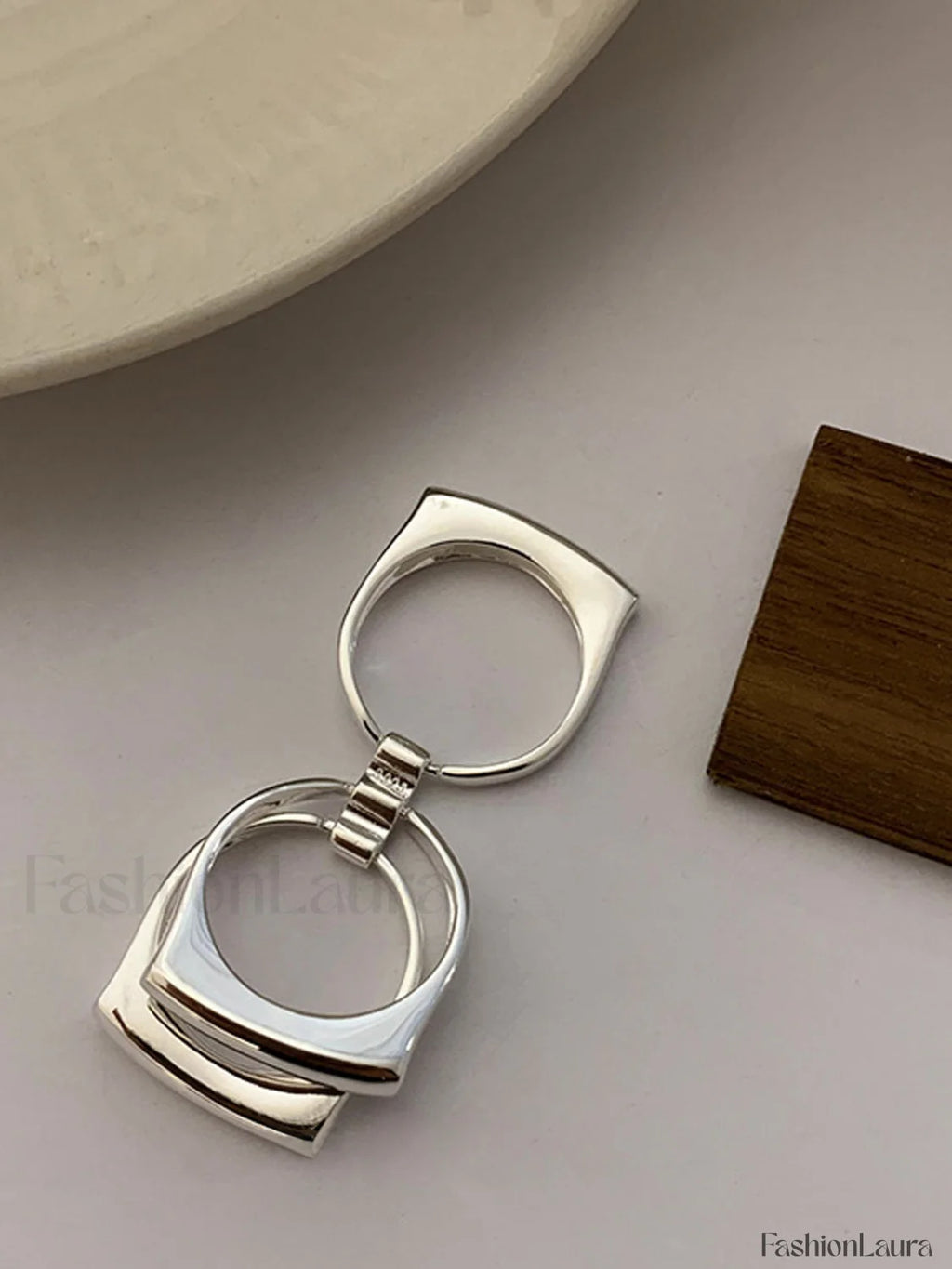 Into Charming You Ring Silver / One Size Rings