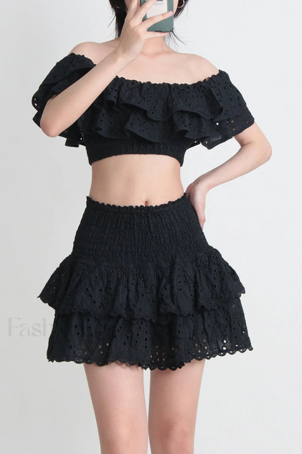 Jessica Bara Stylish Vanessa Ruffle Set