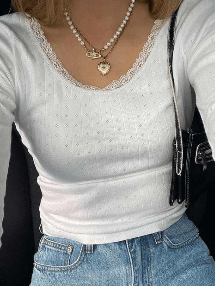 Lace Trim White Knit Top Secondary image