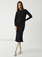 Leisure Cable Knit Long Modern Sleeve Two Piece Skirt Set Sweaters L