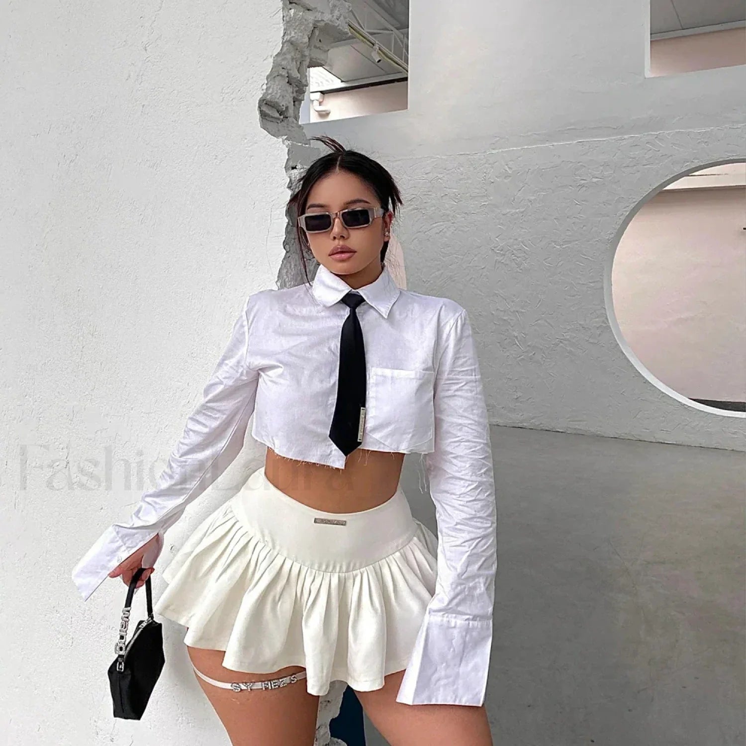 Letter Label Pleated Skirt Secondary image