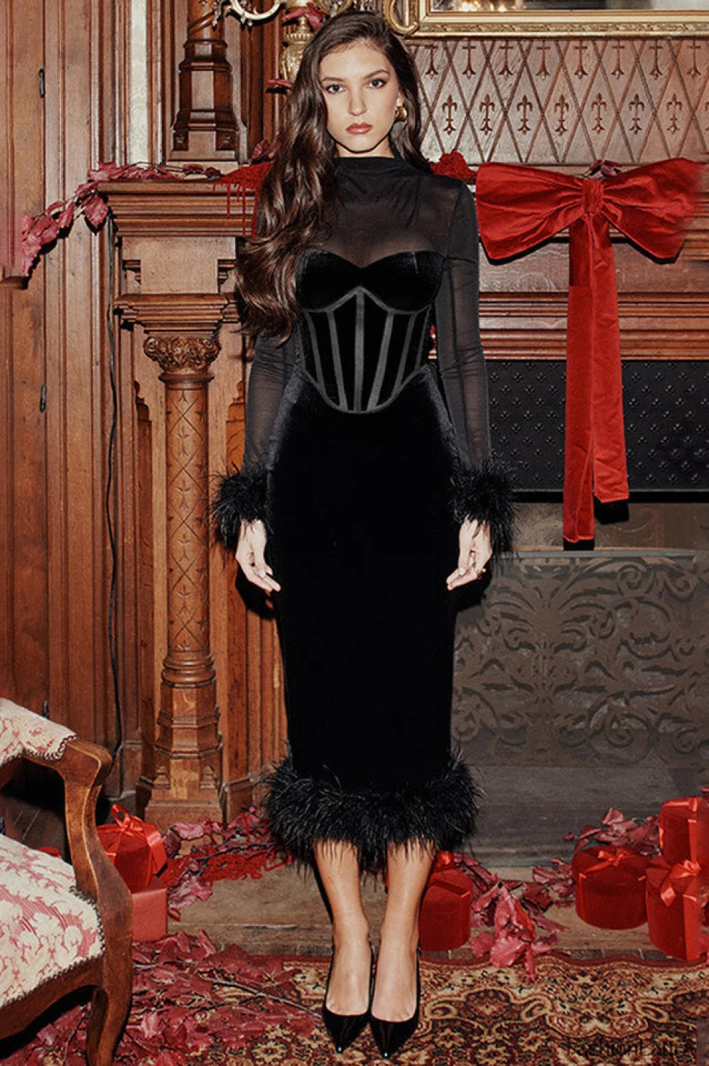 Lianna Black Stylish Velvet Midi Dress