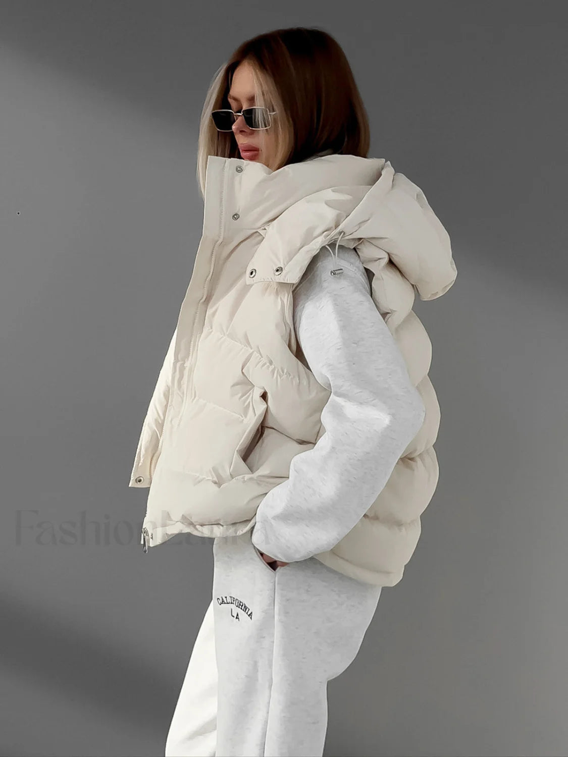 Lightweight Quilted Graceful Puffer Down Coat Secondary image