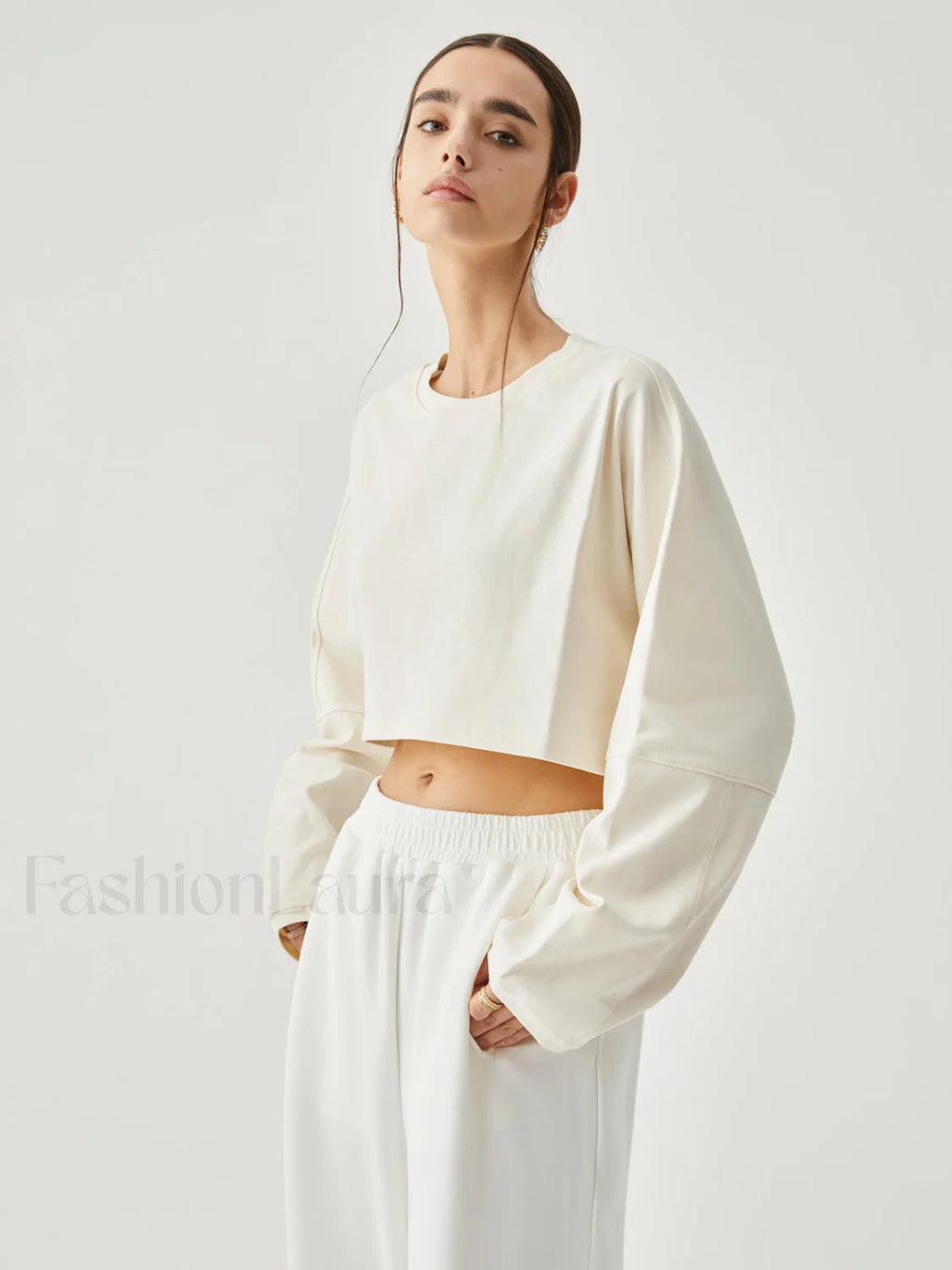 Living Easy Graceful Crop Sweatshirt Sweatshirts