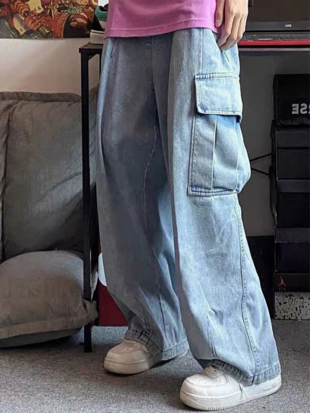 Men’s Cargo Pocket Patched Straight Leg Jeans loose jeans