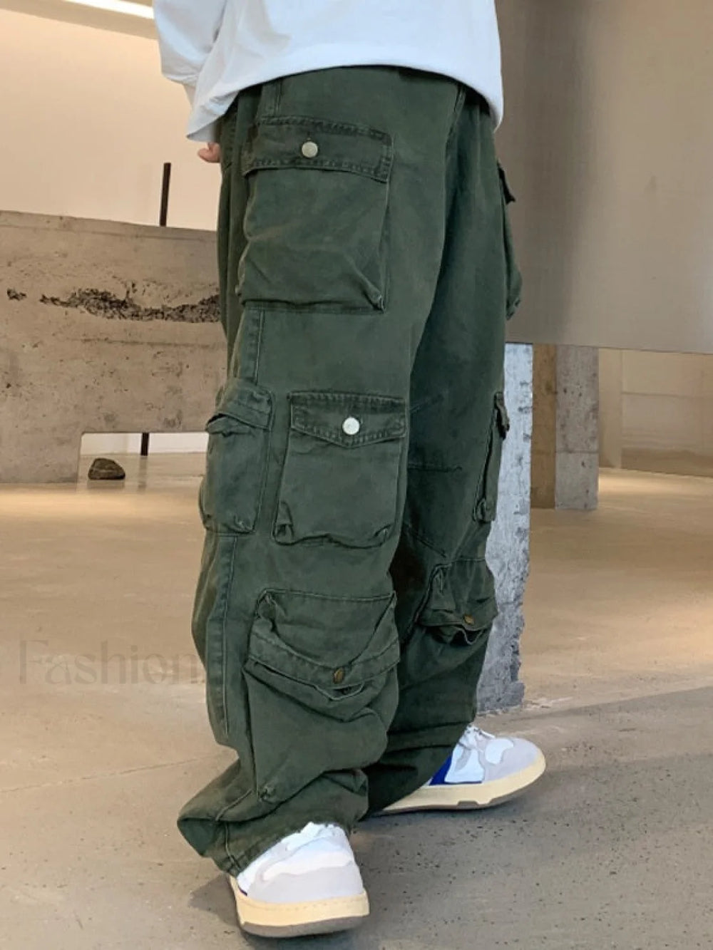 Men’s Multi Pockets Loose Cargo Pants Cargo Pants