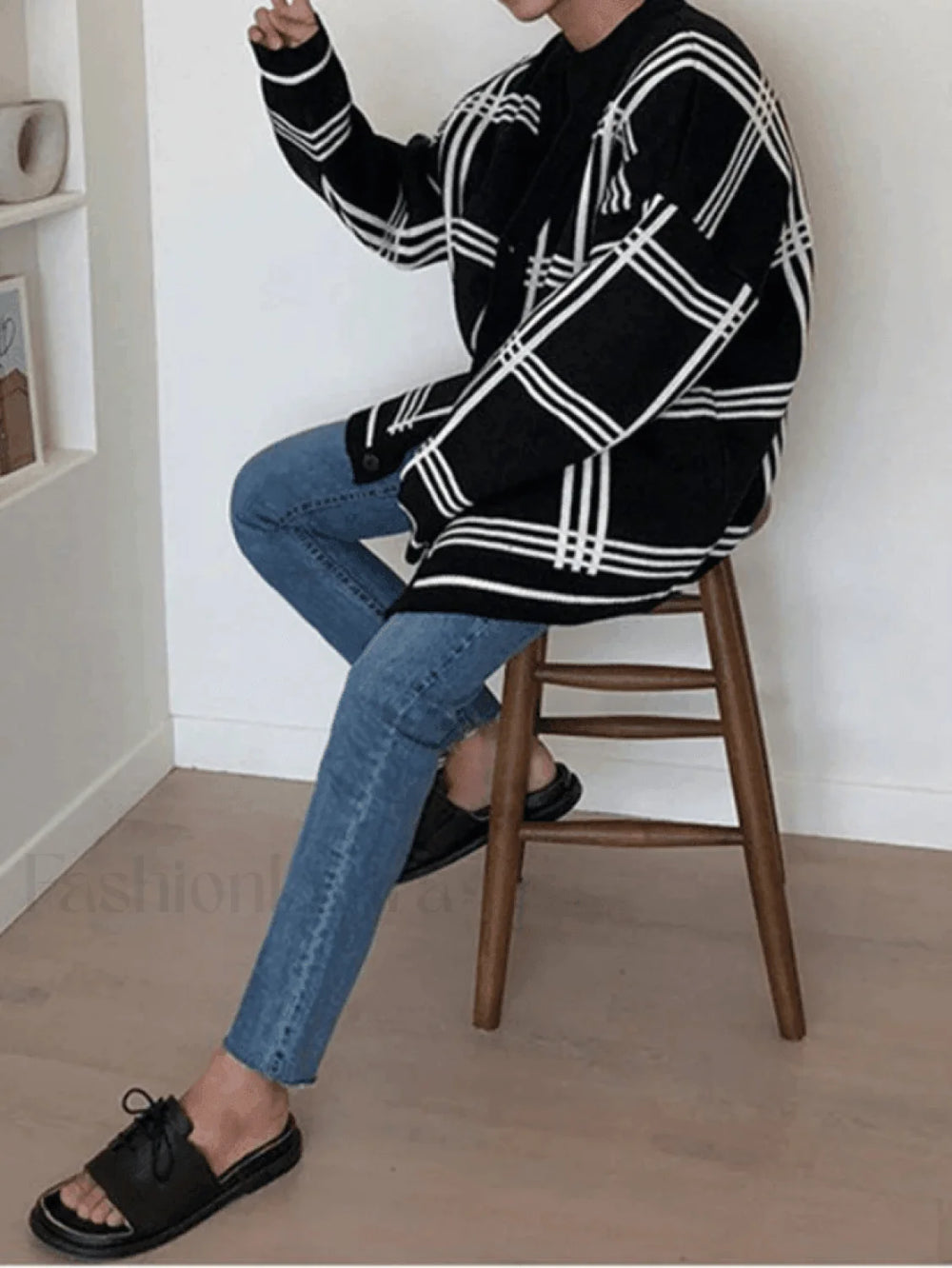 Men’s V Neck Checkered Cardigan Sweaters