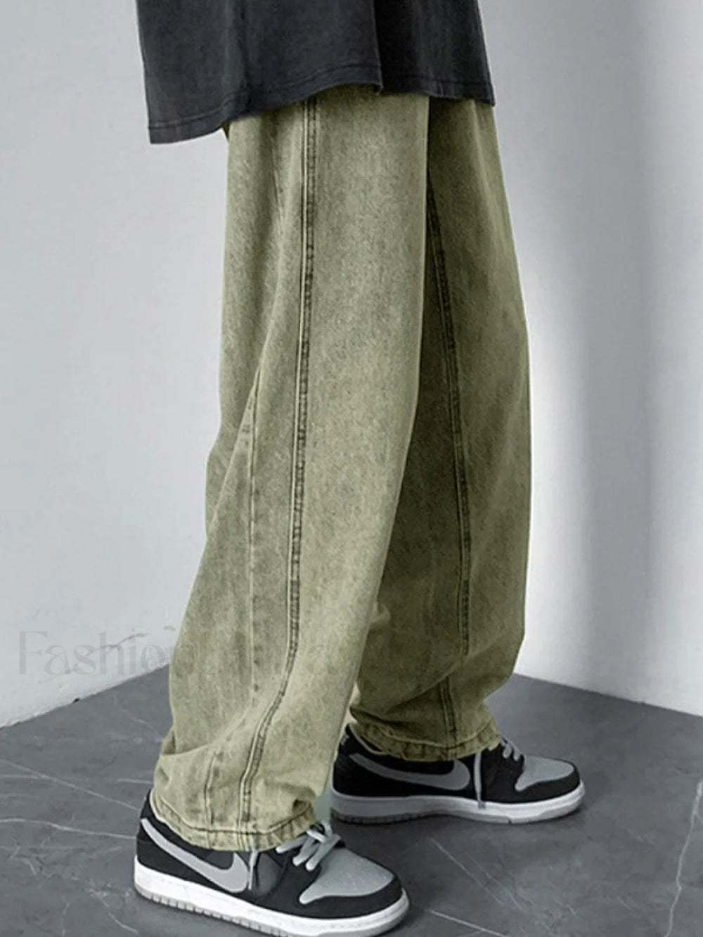 Men’s Vintage Washed Loose Jeans Green / M loose jeans