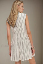 Minimalist Slimming Sleeveless Button Front Work Dress