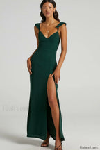 More Than This Charming Ruffle Strap Maxi Dress S / Emerald