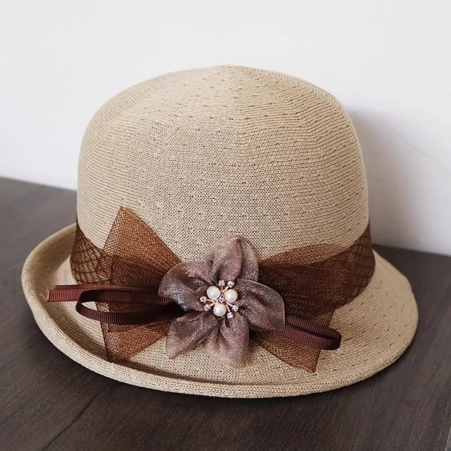 New Flower Small Pot Fashionable Woolen Curved Brim Top Hat beige