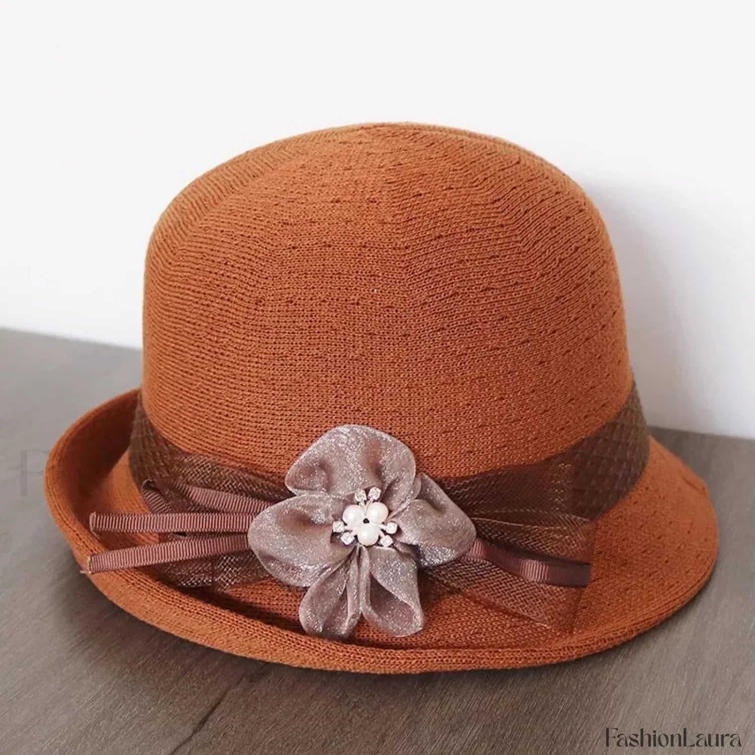 New Flower Small Pot Fashionable Woolen Curved Brim Top Hat brown