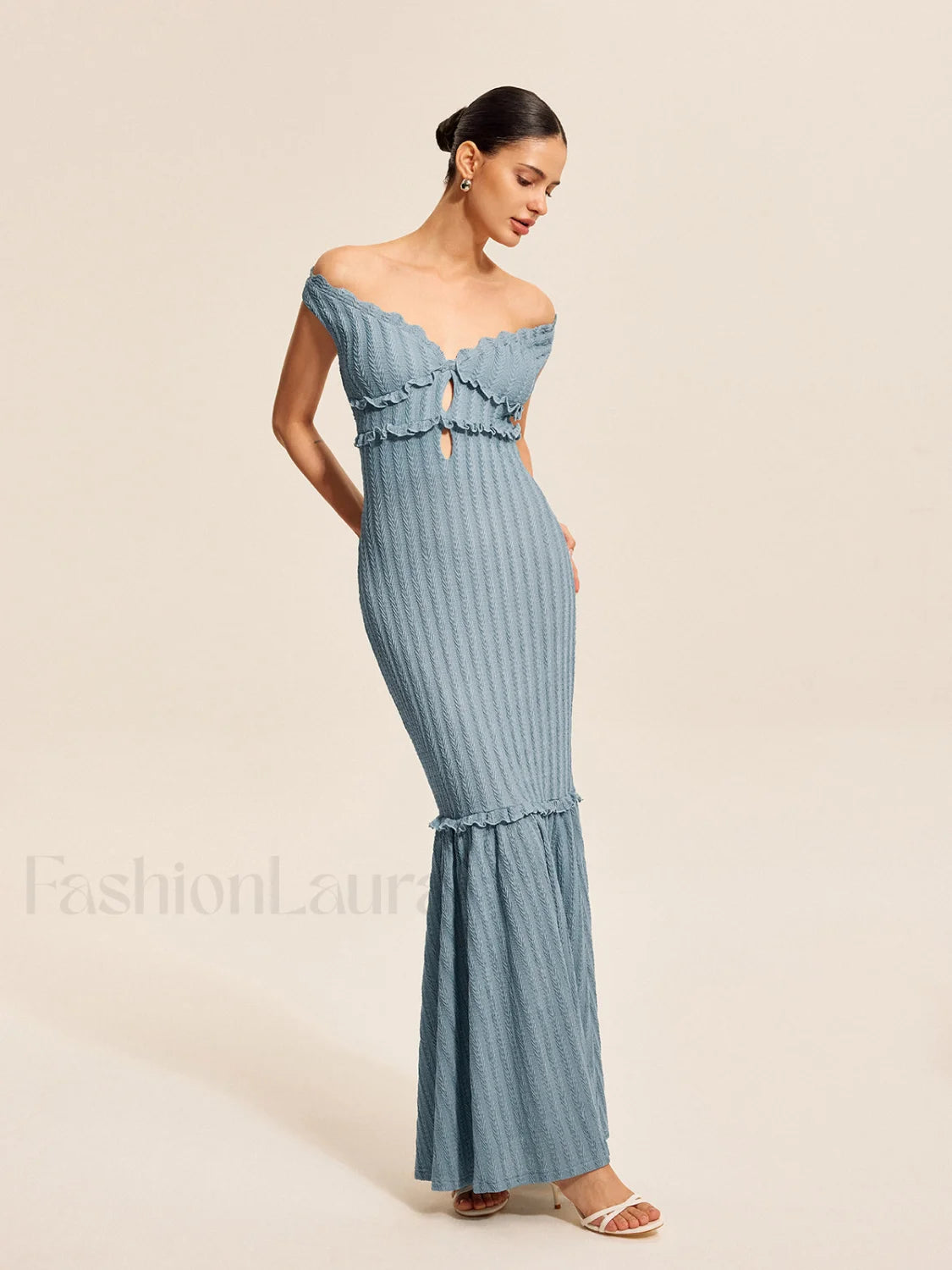 Off-Shoulder Ruffle Detail Dress Secondary image