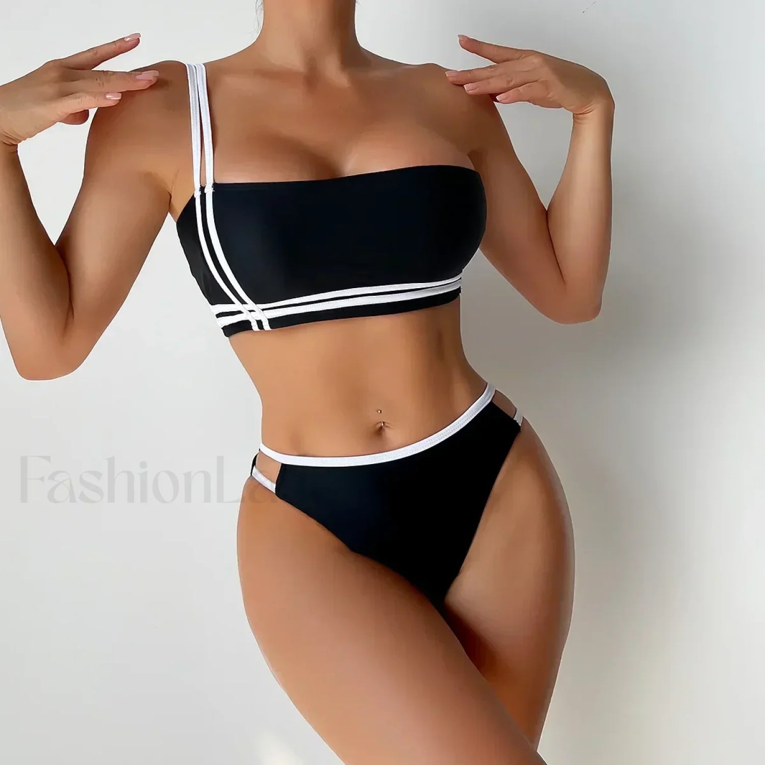 One Shoulder Split Sexy Bikini Set Secondary image