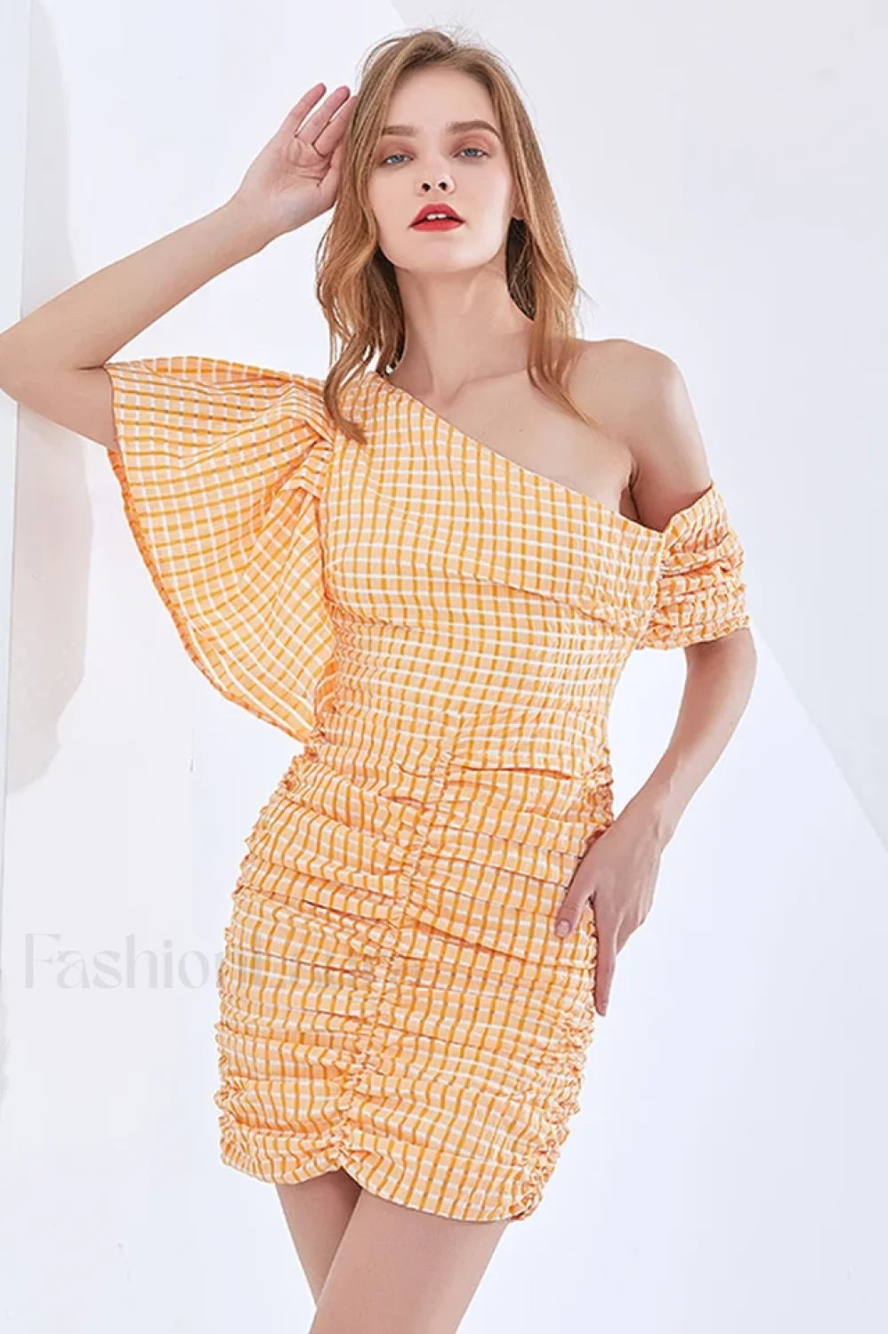 One Shoulder Stylish Asymmetric Check Dress XS / Yellow