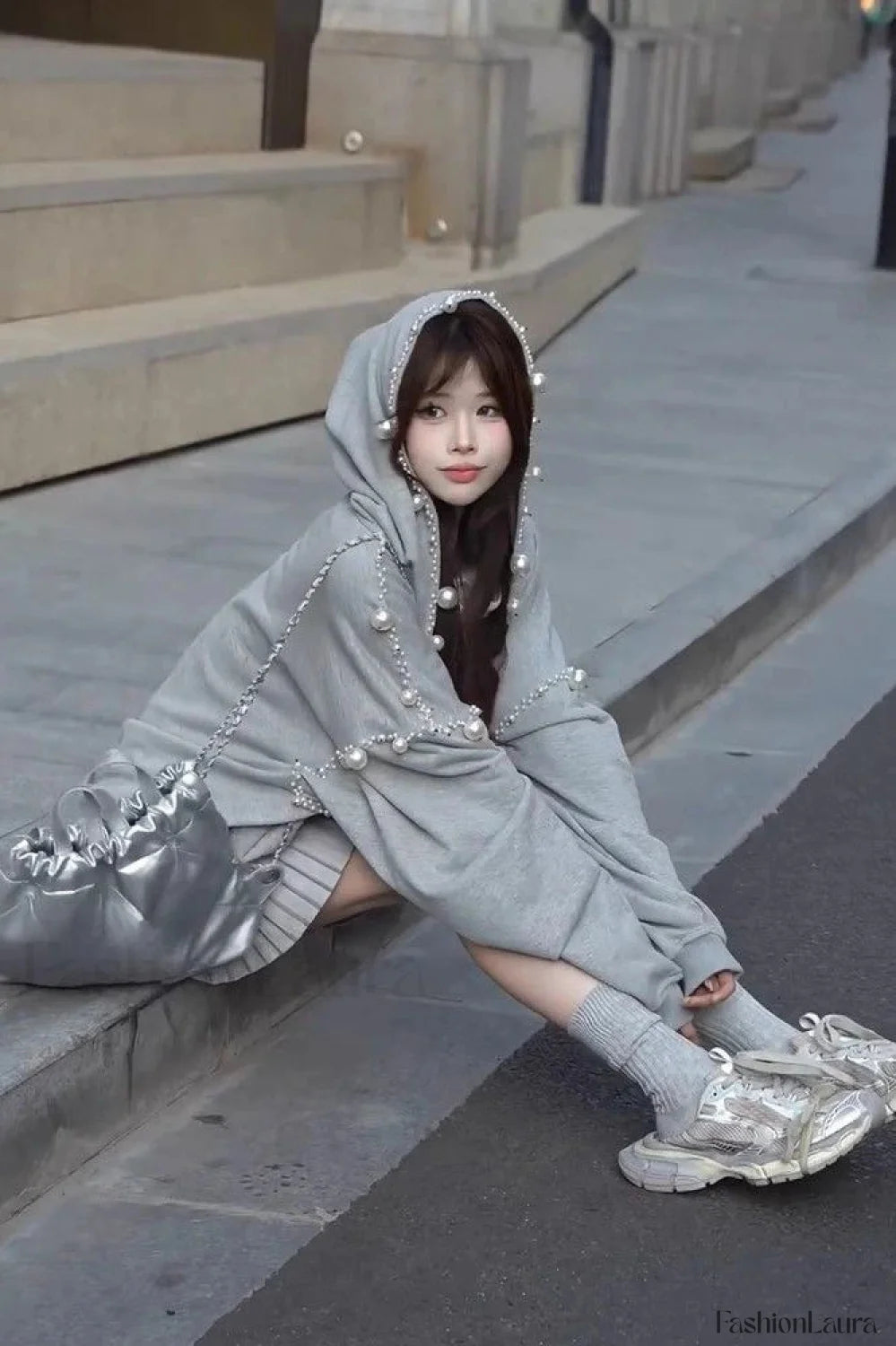 Pearl Embellished Hooded Zipper Hoodie