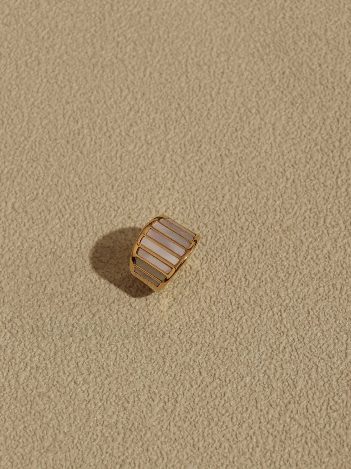 Pinctada Charming Decor Ring Rings