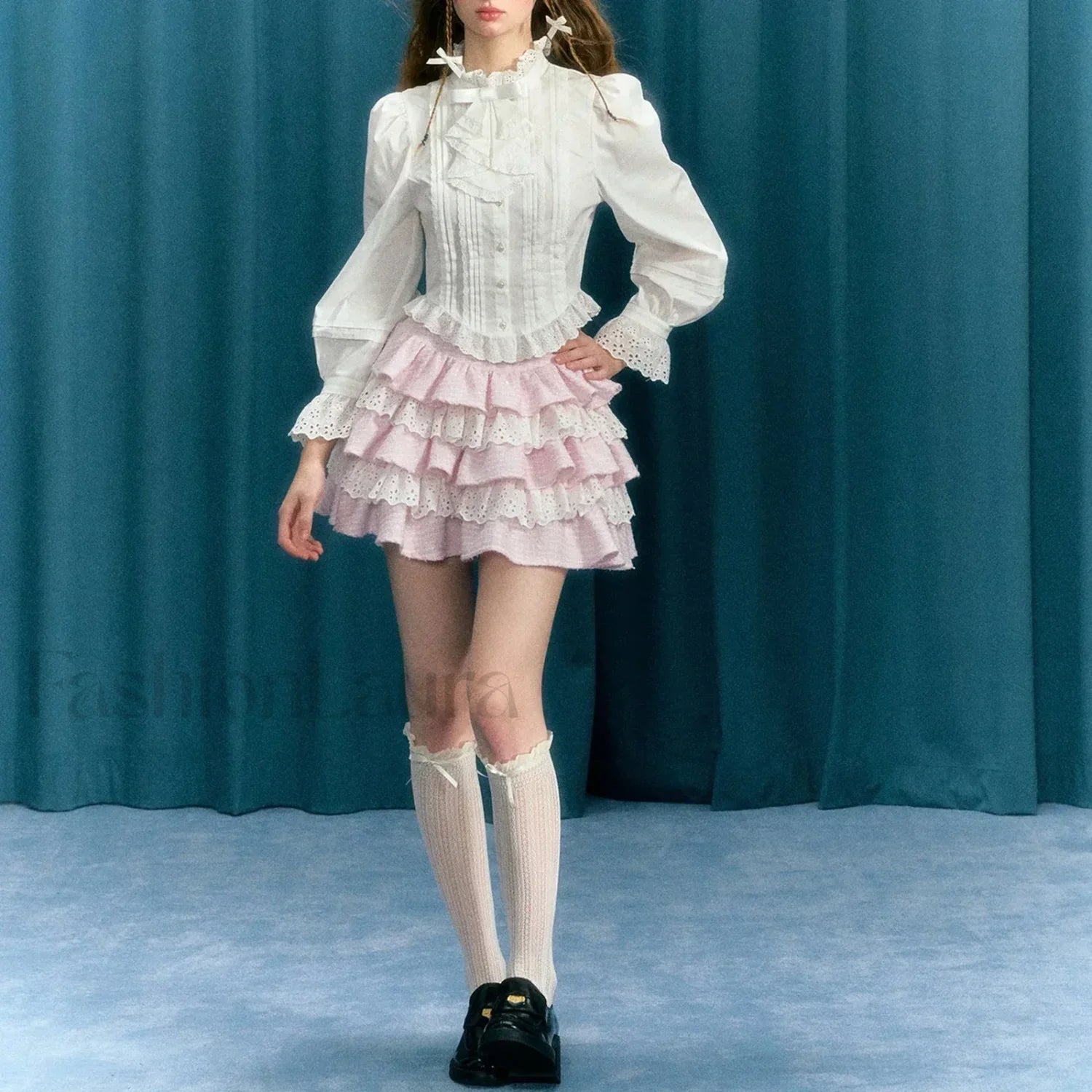 Plaid Lace Patchwork Skirt Secondary image