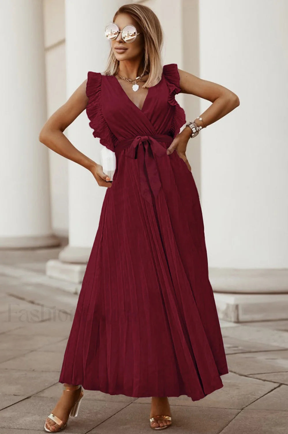 Pleated Elegant Maxi Dress S / Wine