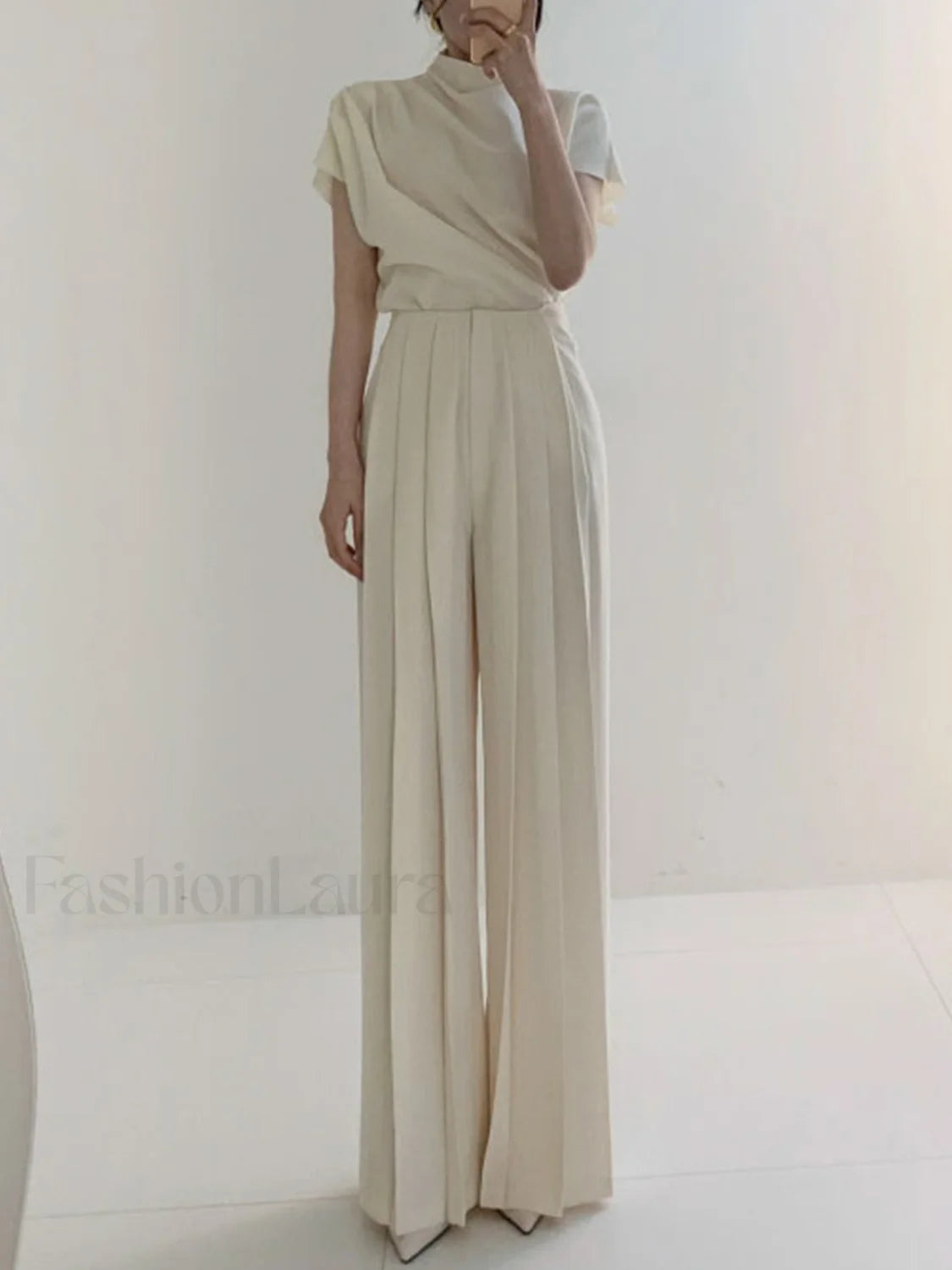 Pleated High Waist Wide Leg Pants Secondary image