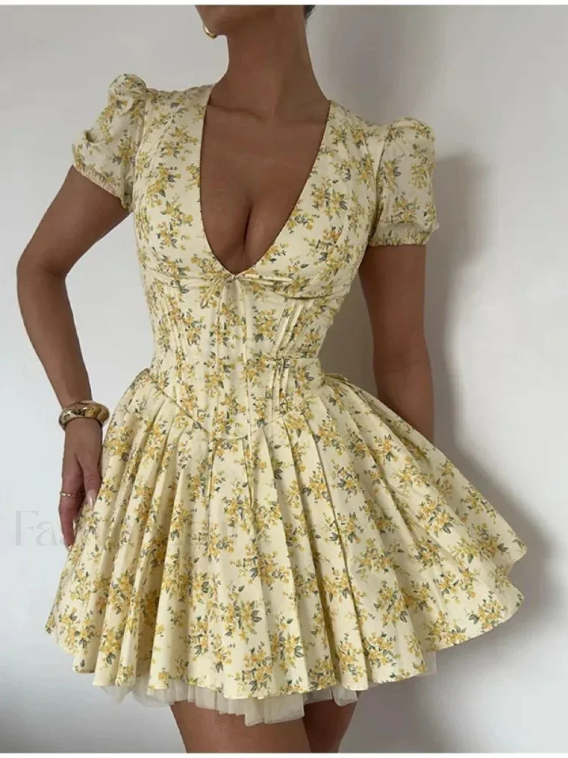 Pleated Puff Sleeve Floral Dress Main image