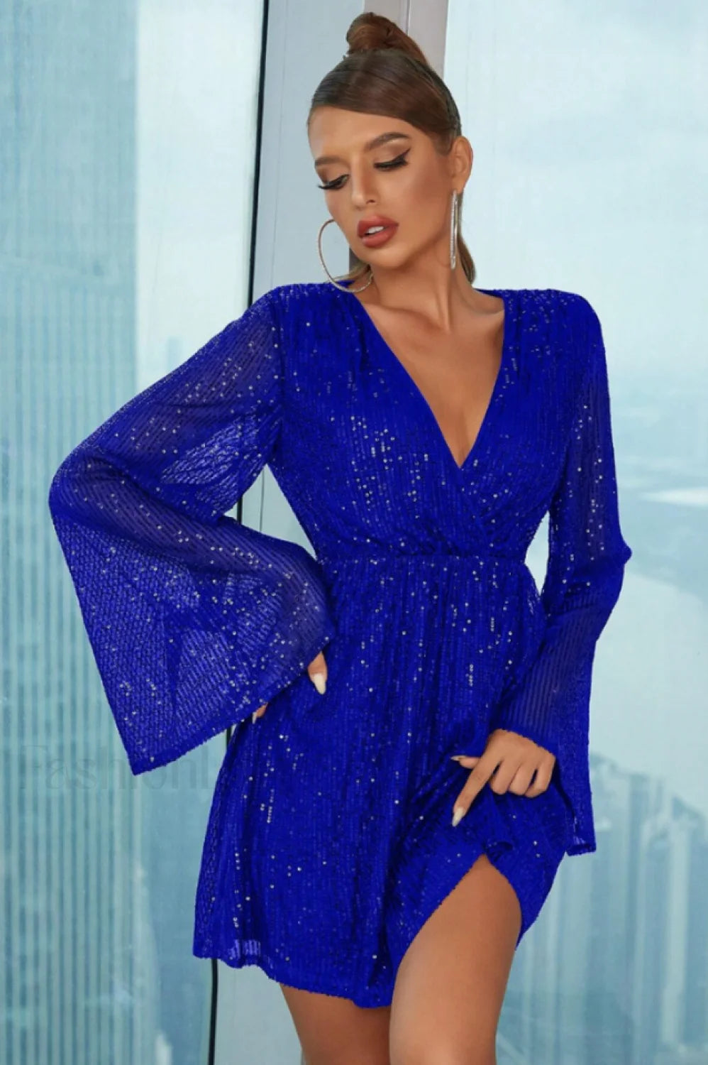 Plunging Neck Stylish Sequin Dress S / Blue