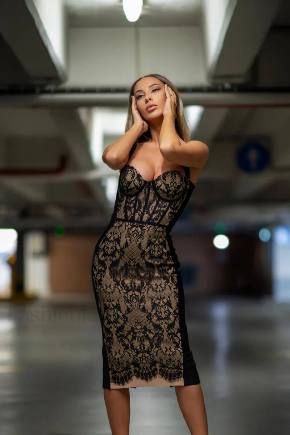 Poem Sling Stylish Dress With Lace