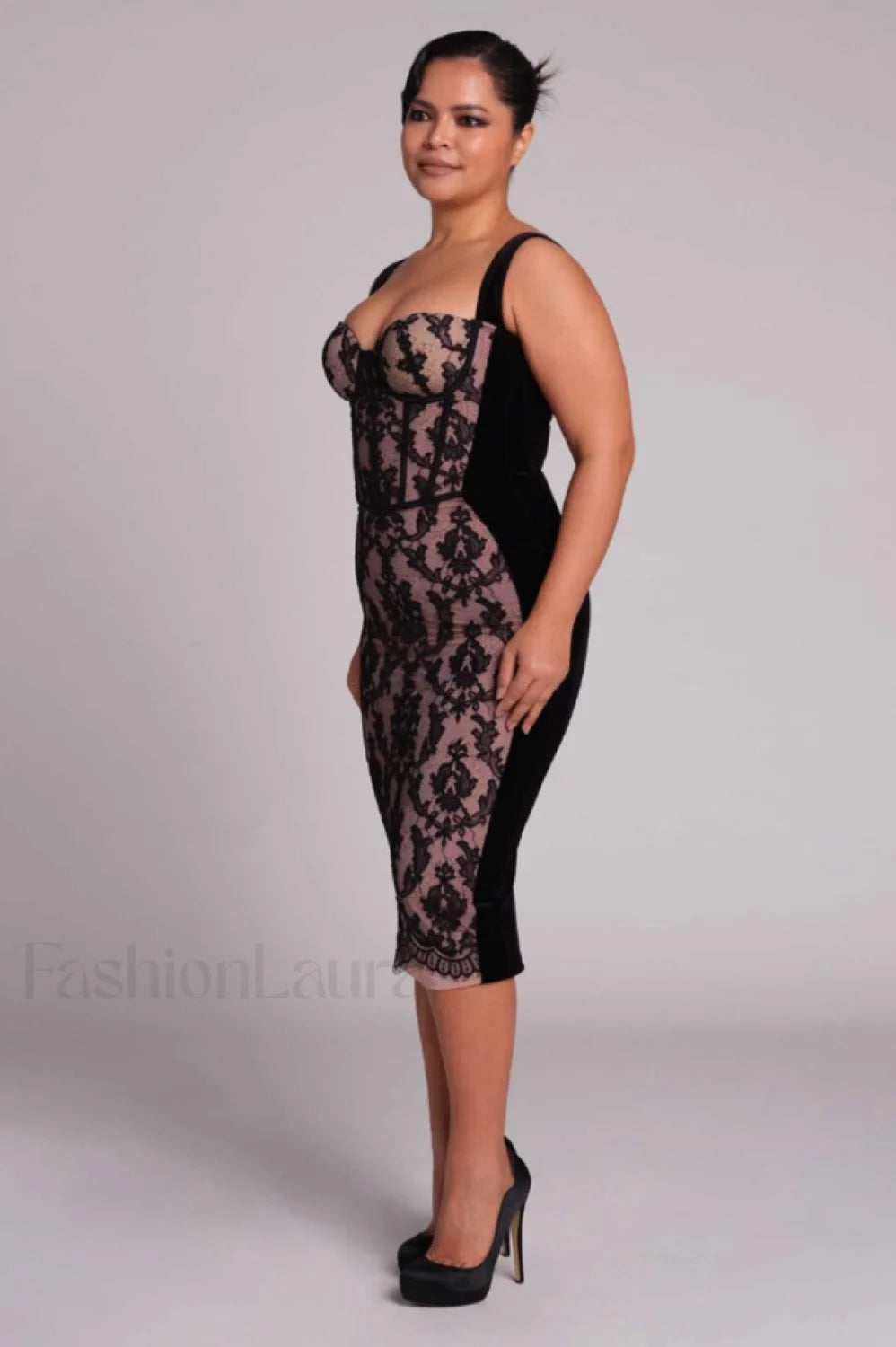 Poem Sling Stylish Dress With Lace